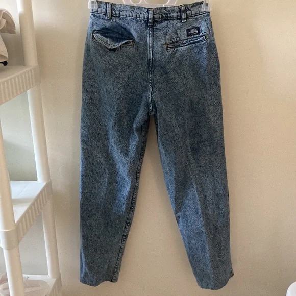 LEVI’S vintage 80s Silver Tab Denim Pleated Front Blue Jeans W30